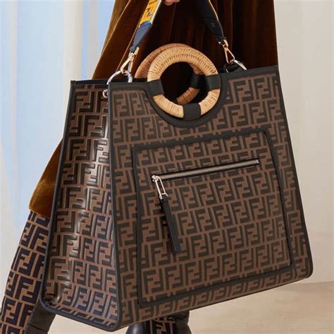 Fendi runaway shopping tote